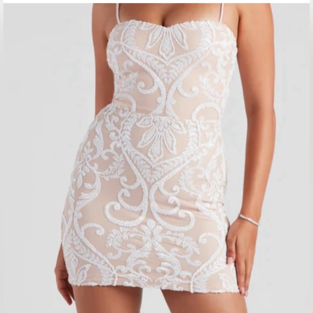 Windsor Haylie Sequin Mini Dress Bodycon Party Event Hoco